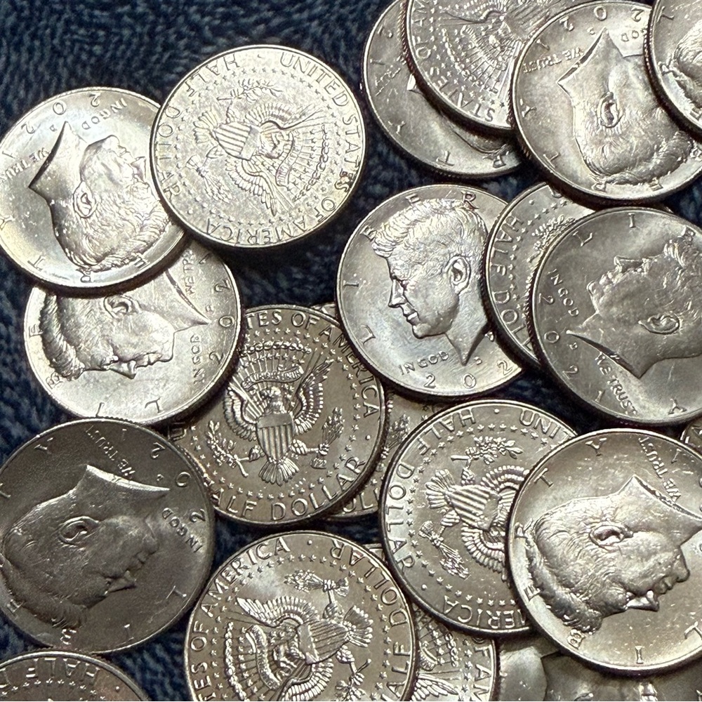 36 UNCIRCULATED 2021 KENNEDY HALF DOLLARS - Picture 5 of 12